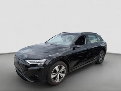Audi Audi Q8 e-tron Advanced 55 qu LED HUD Pano AHK ACC 20 im Auto Abo von LeasingMarkt.de