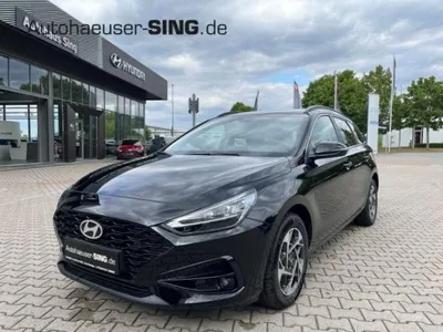 Hyundai Hyundai i30 cw M-Hybrid Navi LED Kamera SHZ PDC CarPlay im Auto Abo von LeasingMarkt.de
