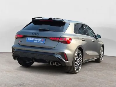 Audi Audi S3 Sportback TFSI quattro S tronic Mattlackierung Akrapovic DMB im Auto Abo von LeasingMarkt.de