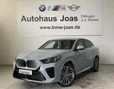 BMW BMW iX2 xDrive30 |M Sportpaket |Aktivsitz |20" BMW I im Leasing von Null-Leasing