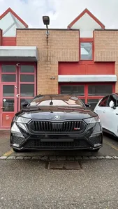 Skoda SKODA Octavia Combi 2.0 TDI DSG RS 4x4 im Auto Abo von CARIFY