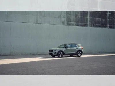 Volvo Volvo XC 40 T5 Hybride ULTIMATE Dark 0,5 % Steuer im Auto Abo von LeasingMarkt.de