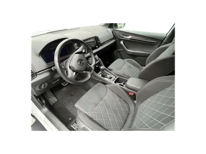 Skoda SKODA Karoq 2.0 TDI SportLine 4x4 DSG im Auto Abo von CARIFY