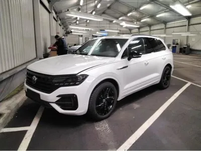 VW Volkswagen Touareg 3.0 TDI V6 DSG R-LINE+22 ZOLL+MATRIX+NAVI+PANO+ALLRAD+AHK+HUD+ACC+DYNAUDIO+90 ltr. TANK+360° im Leasing von LeasingMarkt.de