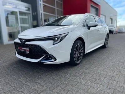 Toyota Toyota Corolla TS Teamplayer incl Wartung+Technik+Navi+ im Auto Abo von LeasingMarkt.de
