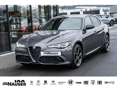 Alfa Romeo Alfa Romeo Giulia Veloce 2.0 Turbo AT8 Q4 PREMIUM TECHNOLOGIE HARMAN KARDON im Leasing von LeasingMarkt.de