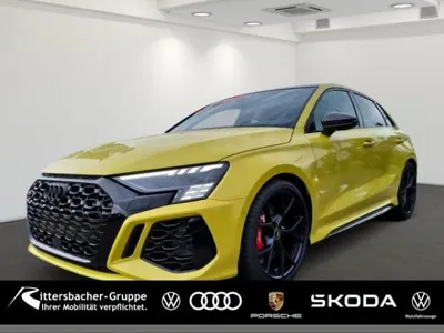 Audi Audi RS3 Sportback - Panorama-Glasdach-  Bang & Olufsen Premium- Audi virtual cockpit plus im Auto Abo von LeasingMarkt.de