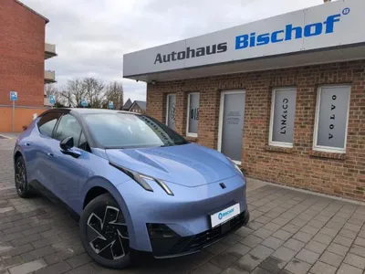 Lynk & Co LYNK & Co 02 Core ALLE FARBEN G im Auto Abo von LeasingTime