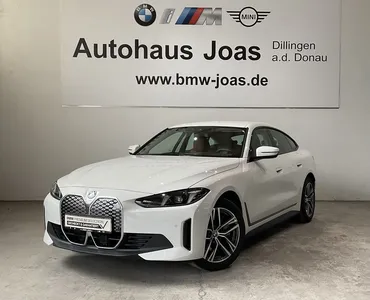 BMW BMW i4 eDrive35 |Driving Assistant |Lenkradheizung | im Leasing von Null-Leasing