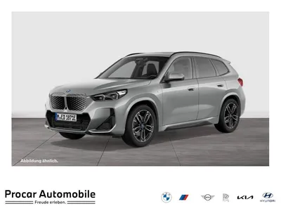 BMW BMW iX1 eDrive20 MSport AHK Pano HeadUp ACC 19"LM im Leasing von Null-Leasing