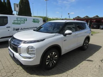 Mitsubishi Mitsubishi Outlander Plug-in Hybrid 2.4 Plus MIVEC NAVI LED RFK ACC GRA LKHZ im Auto Abo von LeasingMarkt.de