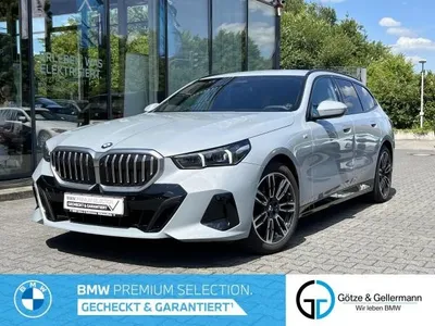 BMW BMW 520 d Touring M Sport //Autobahnassistent AHK im Auto Abo von LeasingMarkt.de