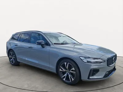 Volvo Volvo V60 T8 AWD Ultra Dark 360° PANO HUD AHK BoWi 19" im Leasing von Null-Leasing