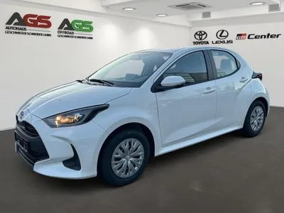 Toyota Toyota Yaris 1.5 Hybrid 116 CVT Business Edition im Auto Abo von LeasingMarkt.de