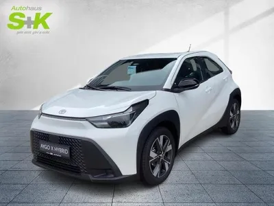Toyota Toyota Aygo Active Hybrid *SOFORT VERFÜGBAR* KAMERA+APPLE CARPLAY+ im Leasing von LeasingMarkt.de