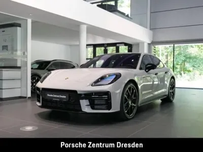 Porsche Porsche Panamera 4 E-Hybrid / BOSE® / Luft / PID / HUD / Surround View im Auto Abo von LeasingMarkt.de