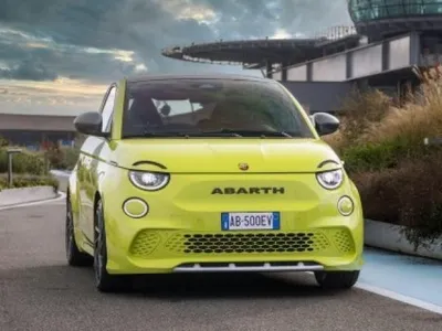 Abarth Abarth 500 e (332) im Auto Abo von LeasingMarkt.de