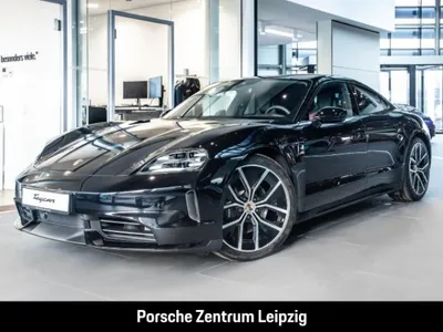 Porsche Porsche Taycan Black Edition Sitzklima SportDesign BeifDisplay im Auto Abo von LeasingMarkt.de