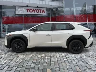 Toyota Toyota bZ4X Teamplayer 4x2 💥 PREISKNALLER 💥Abholung im schönen München im Auto Abo von LeasingMarkt.de