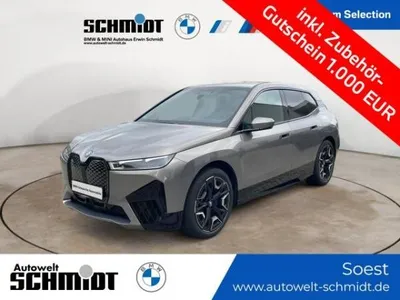 BMW BMW ix xDrive50 Sportpaket / NP= 121.550,- / AHK / im Auto Abo von LeasingMarkt.de