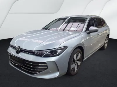 VW Volkswagen Passat Variant Business 1.5 TSI Hybrid 110kW DSG - ACC AHK Rear View Navi LED Massage SHZ CarPlay PDC GJR im Auto Abo von LeasingMarkt.de