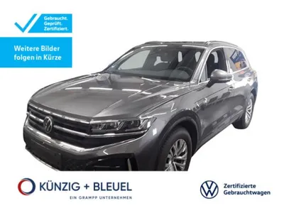 VW Volkswagen Touareg R-Line 3.0TDI +AHK+KAMERA+STDHZ+ im Auto Abo von LeasingMarkt.de