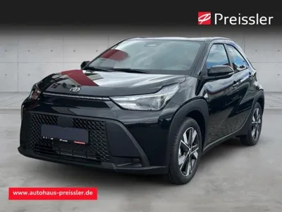 Toyota Toyota Aygo X 5-Türer Active 1,5 l Hybrid Stufenlose Au im Leasing von LeasingMarkt.de