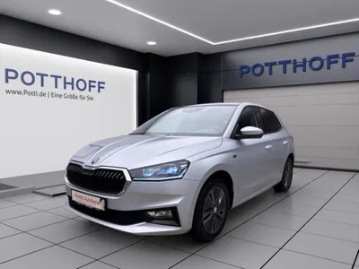 Skoda Skoda Fabia 1.0 TSI DSG - DRIVE PANO NAVI SITZHZG ACC im Auto Abo von LeasingMarkt.de
