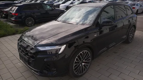 Audi Audi Q7 S line Audi 60 TFSIe quattro 360 kW (489 PS) 8-Gang-Tiptronic TFSI e 8-Gang tiptronic Allrad im Auto Abo von Faaren
