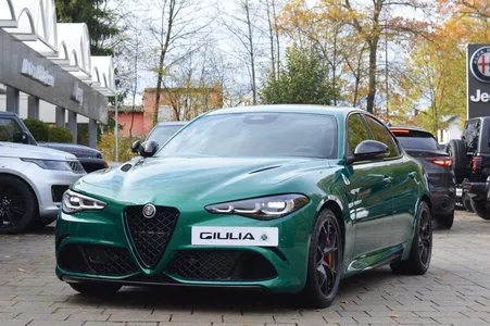 Alfa Romeo Alfa Romeo Giulia Quadrifoglio V6 2.9l 520PS/TECH-PACK/19" im Leasing von Null-Leasing