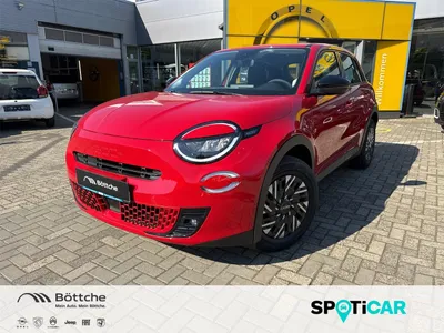 Fiat FIAT e-600 Red LED/PDC/DAB+/Bluetooth/Klima/Assistenzsysteme im Auto Abo von Null-Leasing