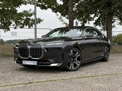 BMW BMW 750 750e xDrive DrAP*EXEC.LOUNGE*TV*CONNOI. im Leasing von LeasingMarkt.de