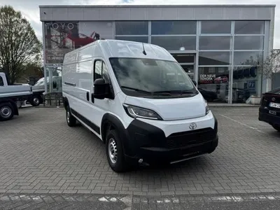 Toyota Toyota Proace Max 🔌Electric L3H2 verblecht 4-türig Electric Meister 425H 110 kWh + ALLWETTER im Auto Abo von LeasingMarkt.de