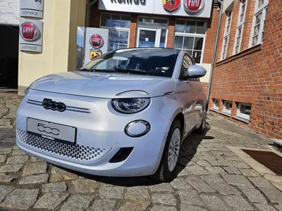 Fiat Fiat 500e Cabrio Blue Edition - sofort verfügbar im Auto Abo von LeasingMarkt.de