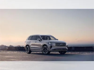 Volvo Volvo XC90 B5 AWD Ultra Bright * 7-Sitze * Premium-Paket * im Auto Abo von LeasingMarkt.de