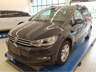 VW Volkswagen Touran DSG Navi 7 Sitze Pano Std.Heizung Anschlussgarantie im Auto Abo von LeasingTime