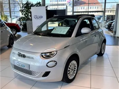 Fiat Fiat 500e Cabrio - Blue Edition 💙 23,8 kWh - 95 PS- 190 KM Reichweite ⚡ sofort verfügbar❗ im Auto Abo von LeasingMarkt.de