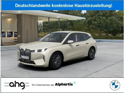 BMW BMW ix xDrive45 Gewerbeaktion // 0,25 % DW Besteuerung // 20" // Komfort // Driving As. Plus //H&K Sound im Auto Abo von LeasingTime