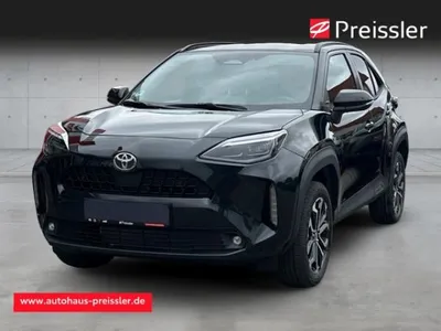 Toyota Toyota Yaris Cross FWD 5-Türer Teamplayer 1,5L Hybrid 96 kW Navi LED ACC Apple CarPlay Android Auto im Leasing von LeasingMarkt.de