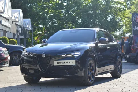 Alfa Romeo Alfa Romeo Stelvio Intensa Q4 280PS / PANO/ TECHNO-PAKET im Leasing von Null-Leasing