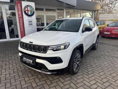 Jeep Jeep Compass 1.5l GSE T4 48V e-Hybrid Summit DCT im Leasing von LeasingMarkt.de