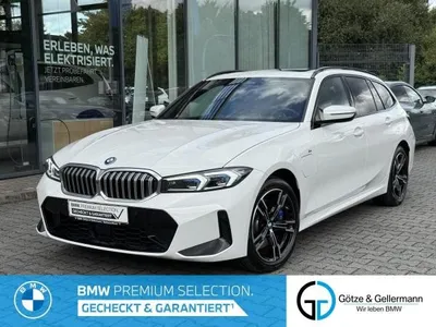 BMW BMW 330 e Touring M Sportpaket Stop&Go FACLIFT im Auto Abo von LeasingMarkt.de