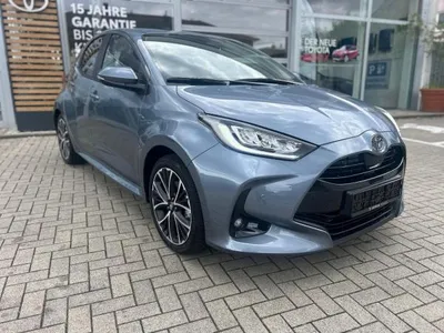 Toyota Toyota Yaris Teamplayer Neues Modell  17" LED SHZ ACC ACP im Leasing von LeasingMarkt.de