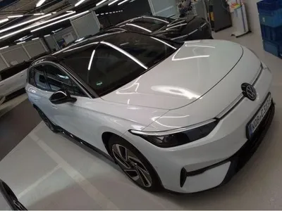 VW Volkswagen ID.7 Tourer Pro - AHK PANO 360°Kamera DCC im Auto Abo von LeasingMarkt.de