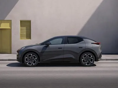 Lynk & Co LYNK & Co 02 More / Eröffnungs-Aktion! Sofort verfügbar! im Auto Abo von LeasingMarkt.de