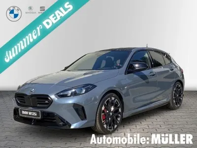 BMW BMW 135 xDrive Klima Navi HuD AHK RFK Harman Kardon Sitzhzg im Auto Abo von LeasingMarkt.de