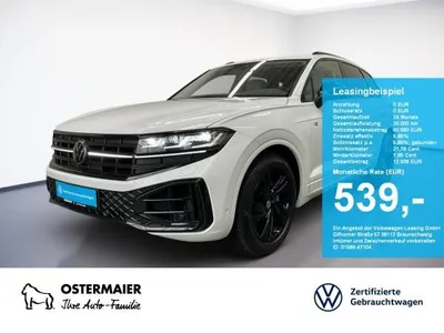 VW Volkswagen Touareg R-LINE BLACK 3.0TSI NP.109T STDHZG.PANO.AHK.LUFT.KAMERA.20 SITZ-KLIM im Auto Abo von LeasingMarkt.de