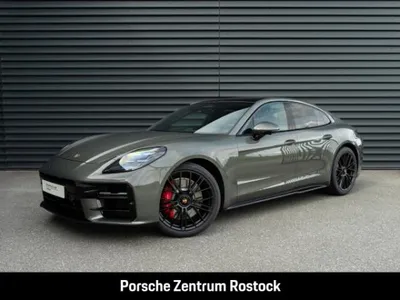 Porsche Porsche Panamera GTS im Leasing von LeasingMarkt.de